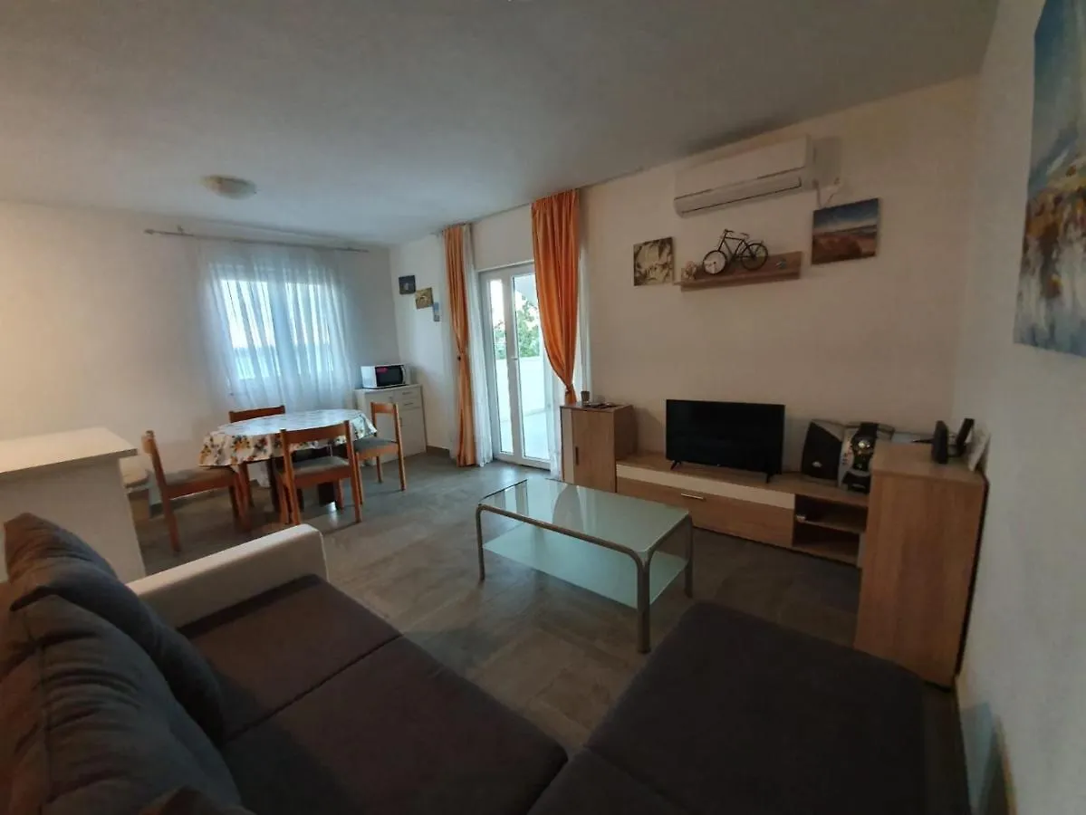 Apartamento Apartmani Lucija Maslenica